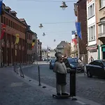 Les De La Grand Place * טורנאי