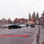 Les De La Grand Place דירה *