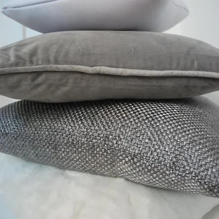 Les De La Grand Place 아파트