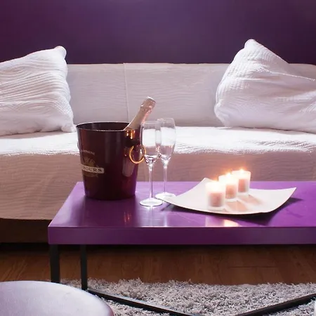 Les De La Grand Place 아파트 투르네