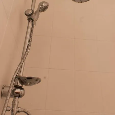 Les De La Grand Place 투르네