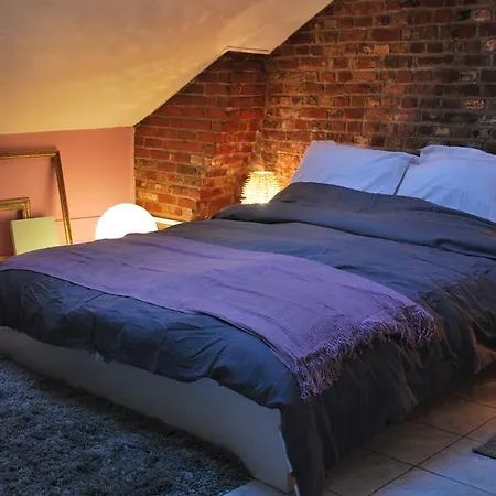 Les De La Grand Place 아파트